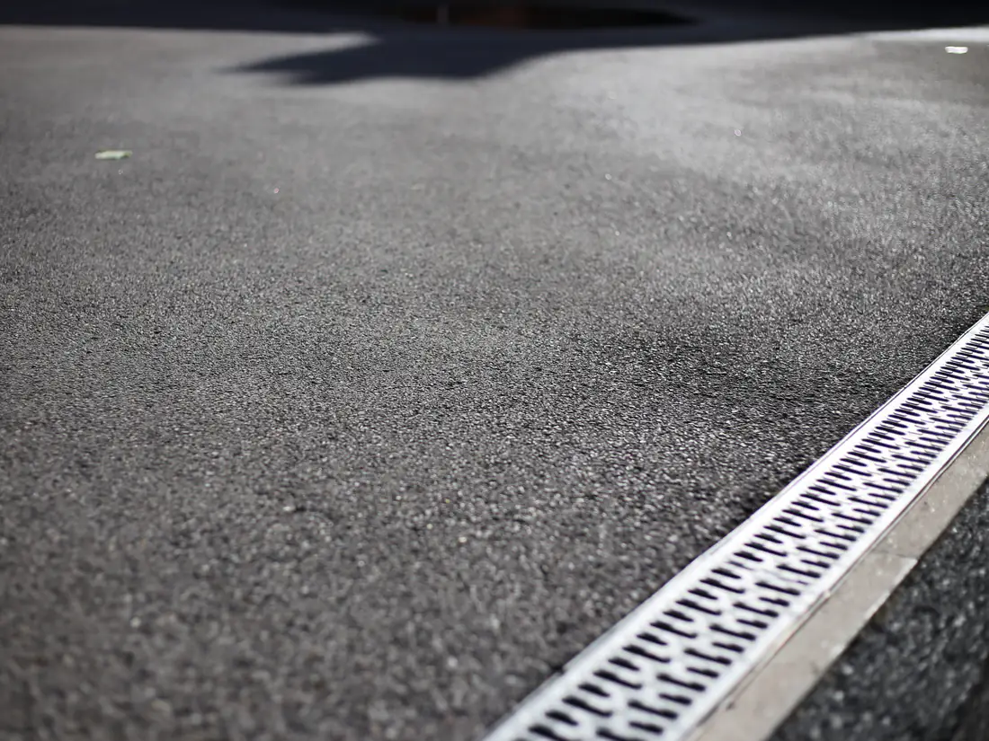 New tarmac driveway